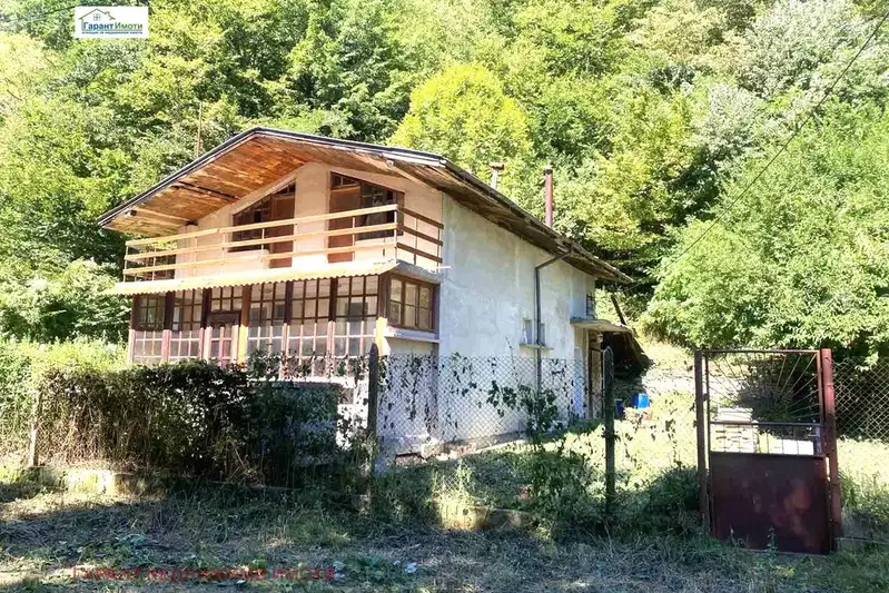 House in Gabrovo, Trynito