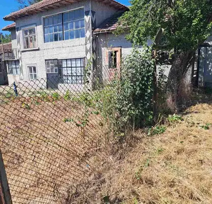 Photo 3 — Two-storey house with yard and garage in Veselec village, Razgrad region