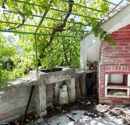 Снимка 4 — Къща с 2 стаи и тераса в с. Видрица, област Перник