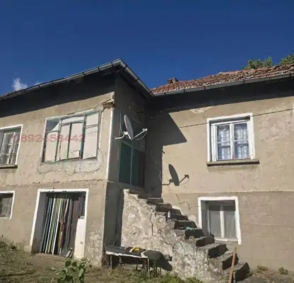 Photo 2 — House in област София, Yarlovo