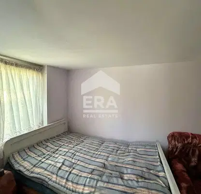 Photo 4 — House with 3 rooms and large yard in Zahari Stoyanovo village, Targovishte region