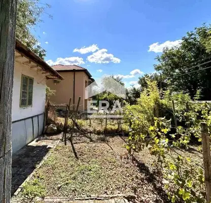 Photo 5 — House with 3 rooms and large yard in Zahari Stoyanovo village, Targovishte region