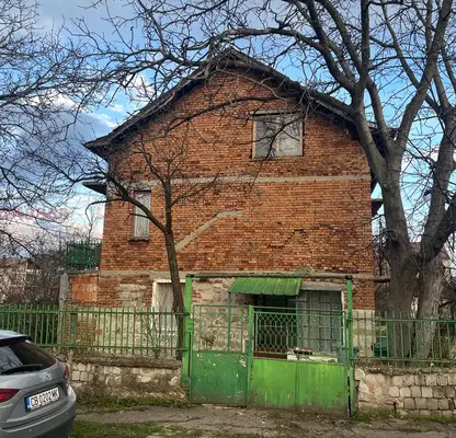 Снимка 2 — Къща в София, Требич