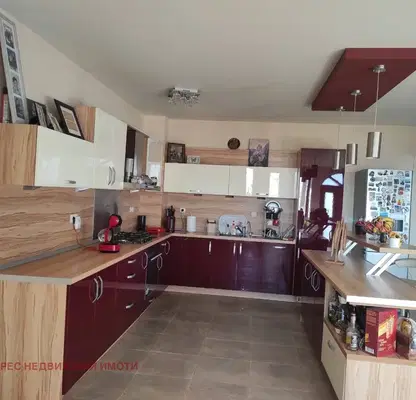 Photo 3 — House in Stara Zagora, Jeleznik - Centyr