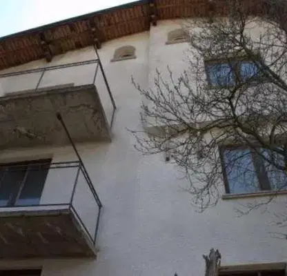 Photo 2 — House in Sofia, Svoge