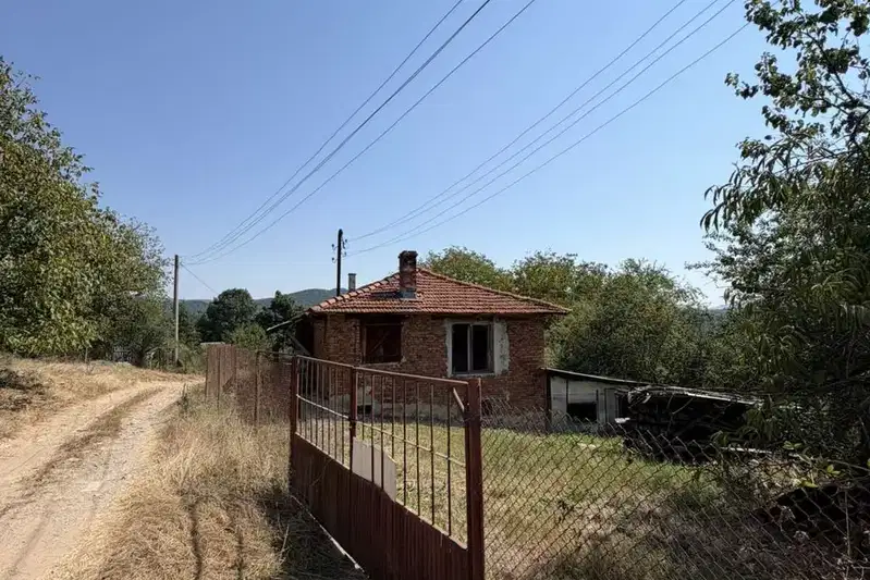 House in Oblast Lovech, Troyan