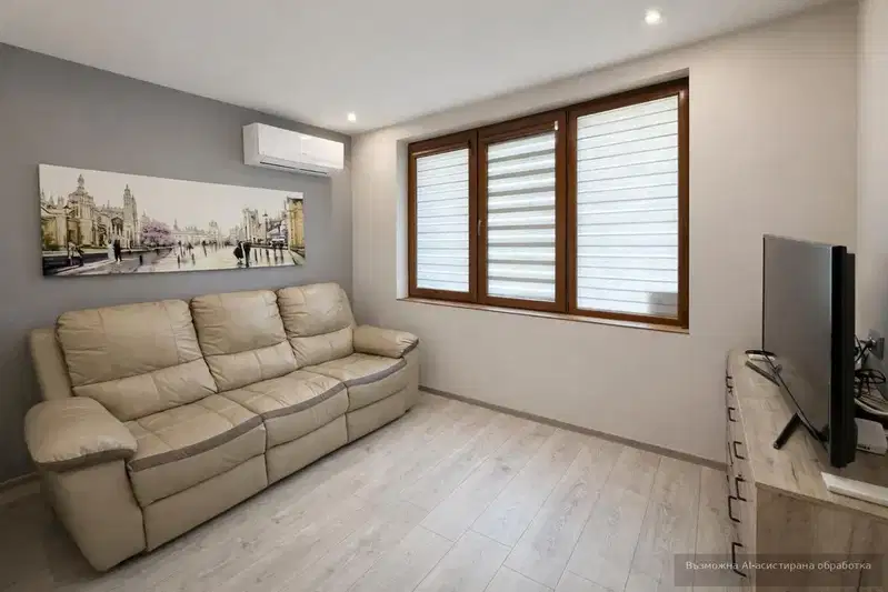 House in Varna, Avtogara