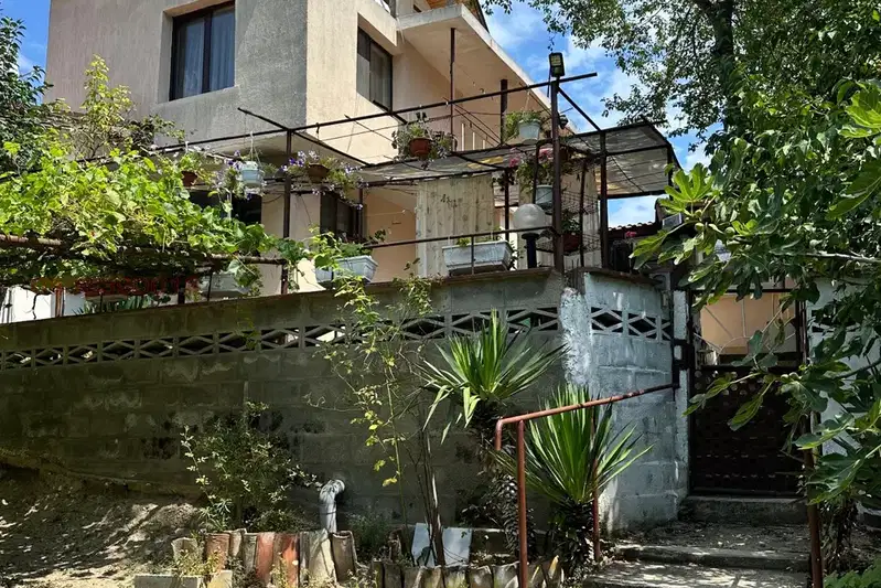 House in Varna, Borovec - Yug