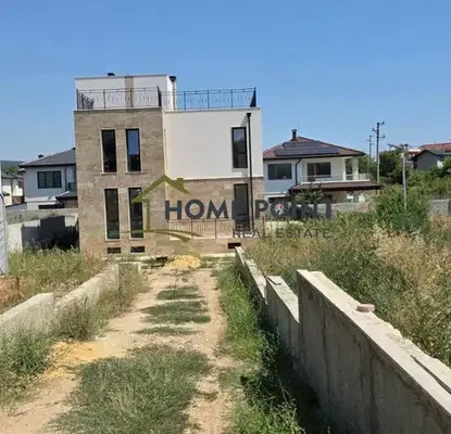 Снимка 4 — Самостоятелна къща с 5 спални и морска панорама в м-т Траката