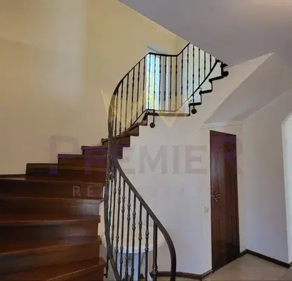 Photo 4 — House in Varna, Manastirski Rid
