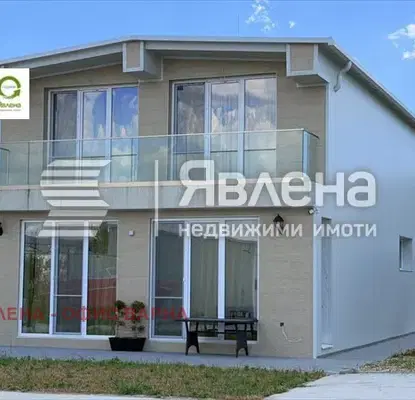 Снимка 4 — Къща във Варна, Островна промишлена зона
