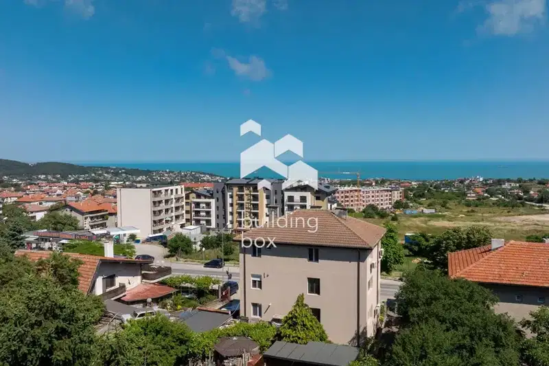 House in Varna, Vinica