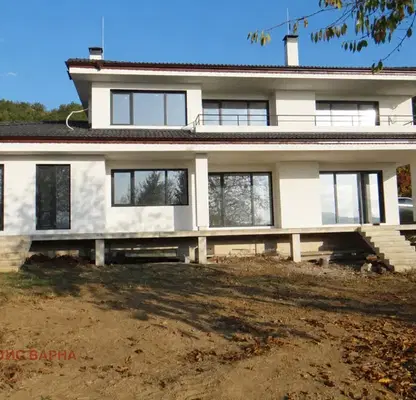 Photo 2 — House in Varna, Vinica