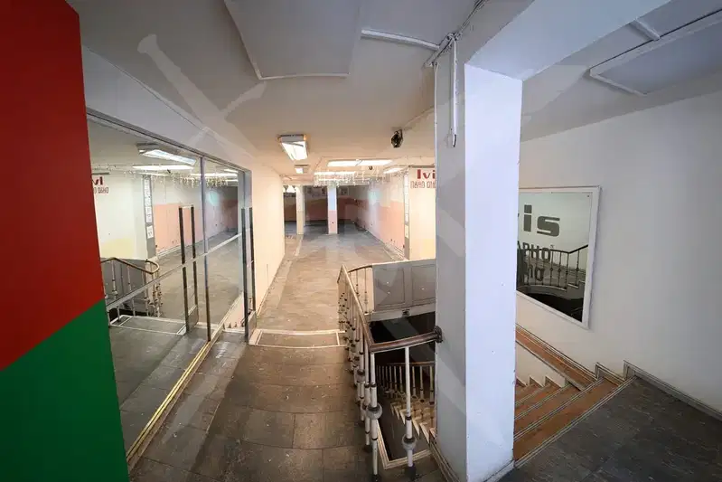 Office in Burgas, Centyr