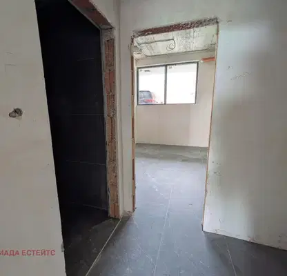 Photo 3 — Office in Burgas, Madika