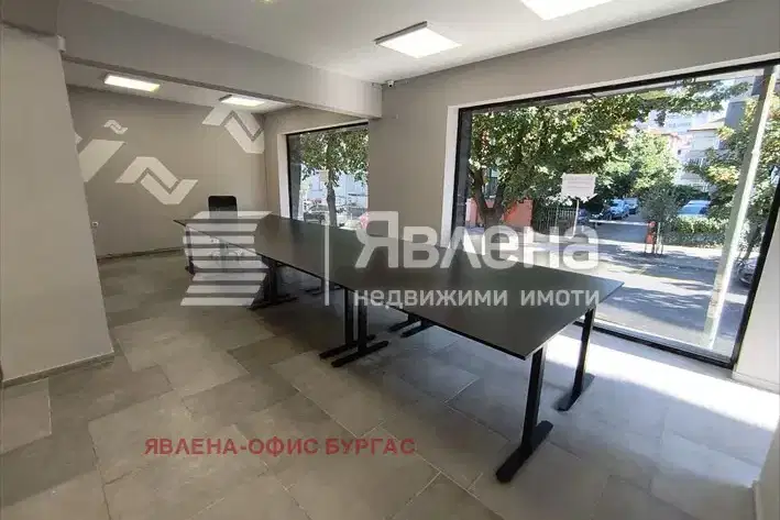 Office in Burgas, Vyzrajdane