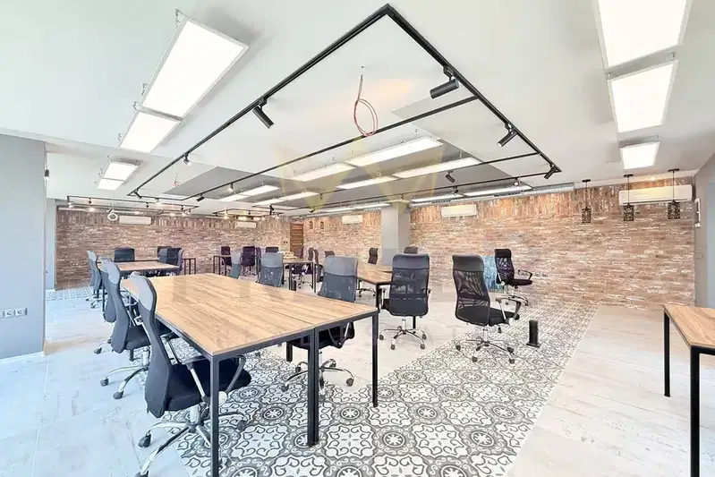 Office in Dobrich, Centyr