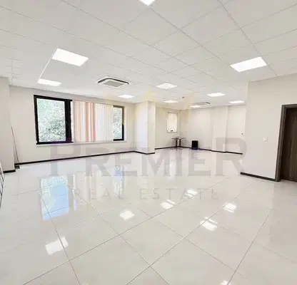 Photo 2 — Office in Dobrich, Centyr