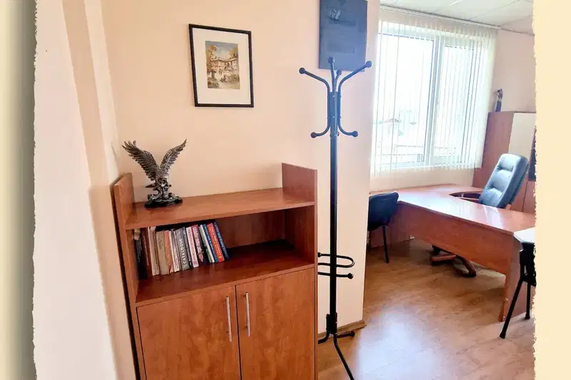 Office in Pernik, Dimova Mahala
