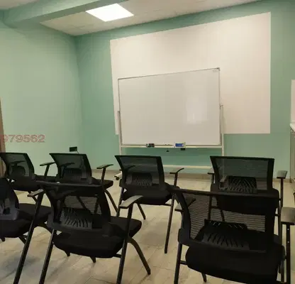 Photo 4 — Office in Pleven, Idealen Centyr