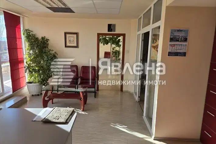 Офис в Пловдив, Кършияка