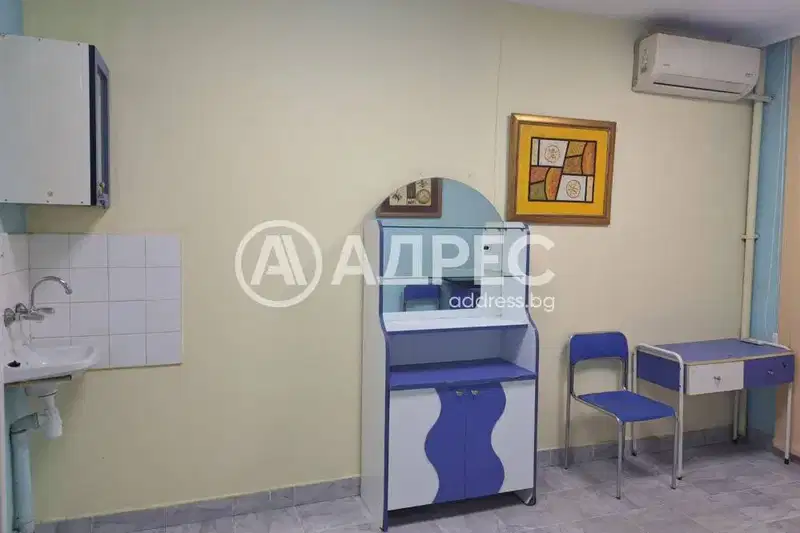 Office in Plovdiv, Mladejki Hylm