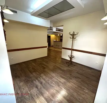 Photo 4 — Office in Ruse, Centyr