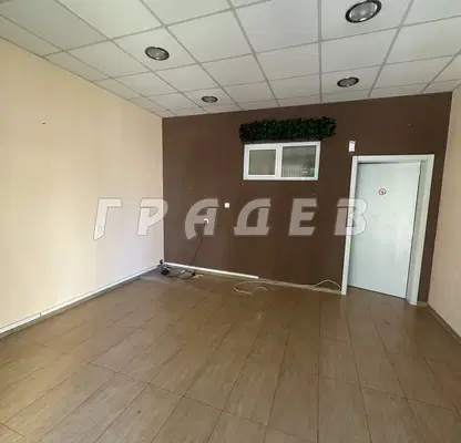 Photo 2 — Office in Ruse, Centyr