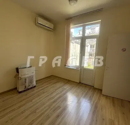 Photo 5 — Office in Ruse, Centyr