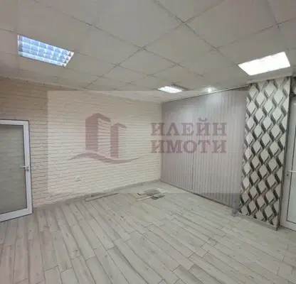 Photo 2 — Office in Ruse, Rodina 1