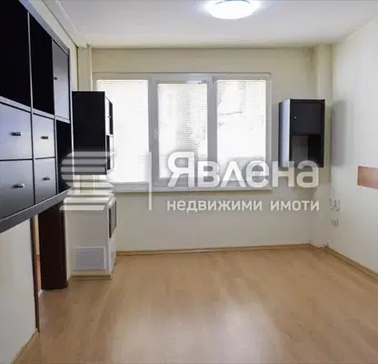 Photo 3 — Office in Sofiya, Centyr
