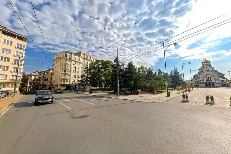 Office in Sofia, Centyr