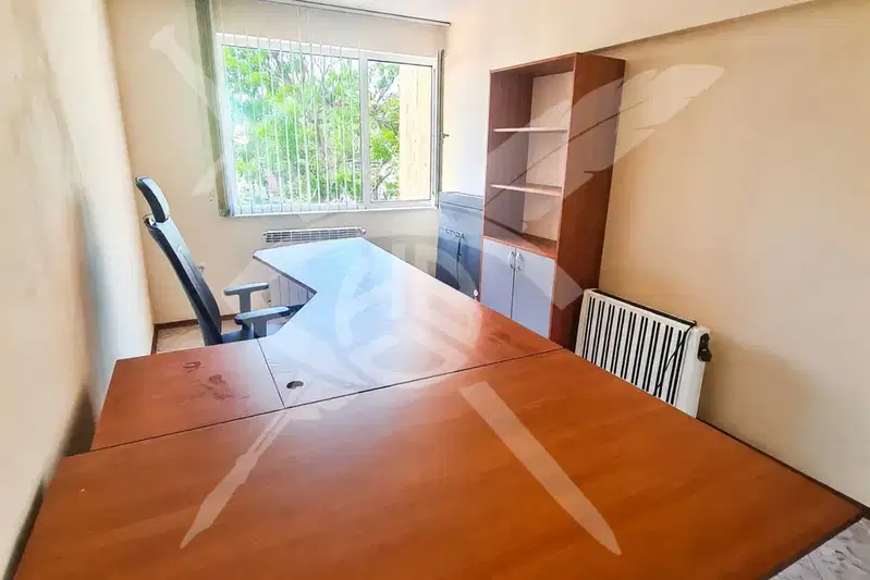 Office in Sofia, Centyr