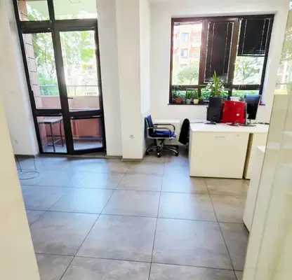 Photo 4 — Office in Sofia, Iztok