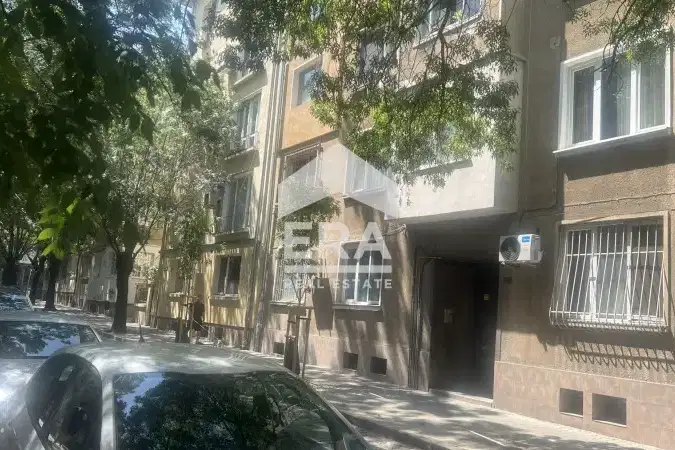 Офис в София, Лозенец