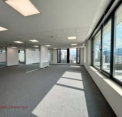 Photo 2 — Office in Sofia, Lozenec