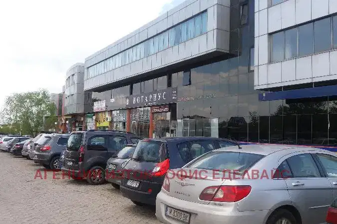 Office in Sofiya, Lyulin - Centyr