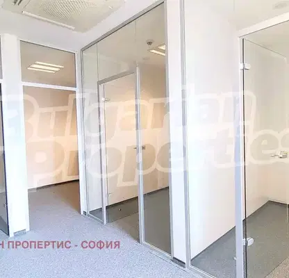 Снимка 4 — Офис в София, Полигона
