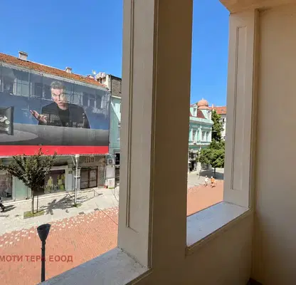 Photo 3 — Office in Varna, Centyr