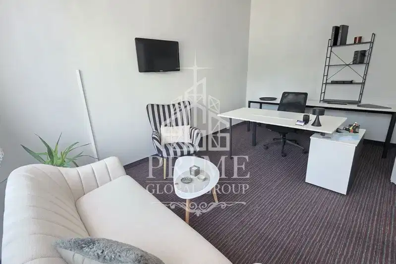 Office in Varna, Centyr