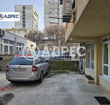 Снимка 3 — Офис във Варна, Спортна зала