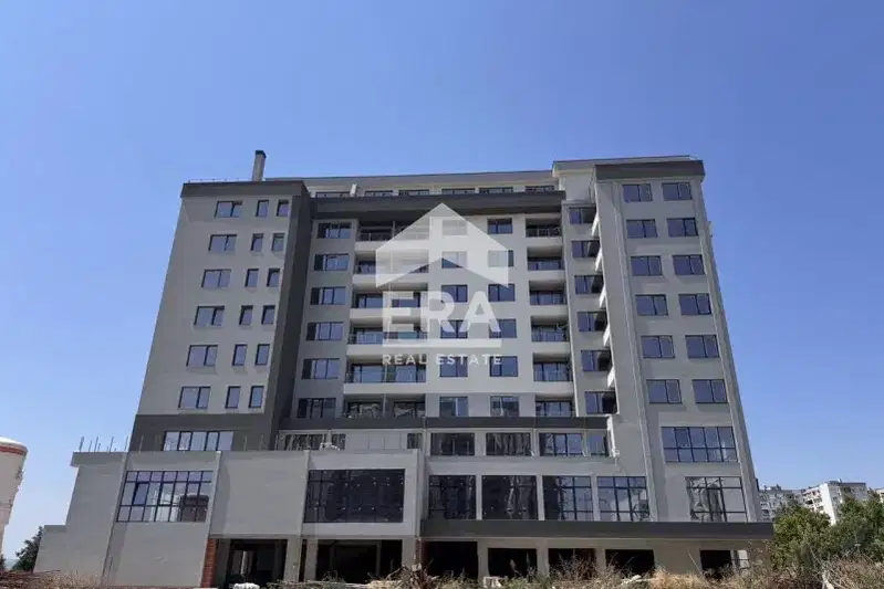Офис във Варна, Владислав Варненчик 1