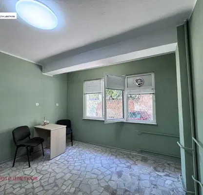 Photo 2 — Office in Vraca, Centyr