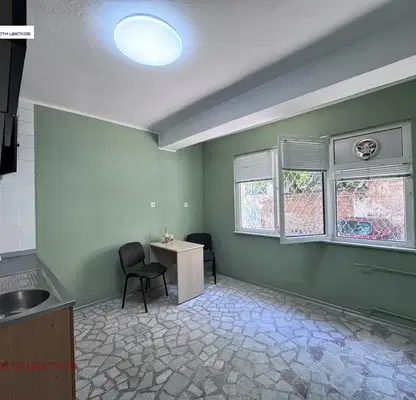 Photo 3 — Office in Vraca, Centyr