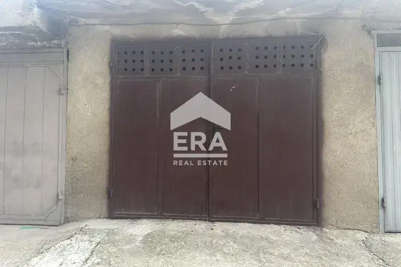 Garage in Haskovo, Trakiiski