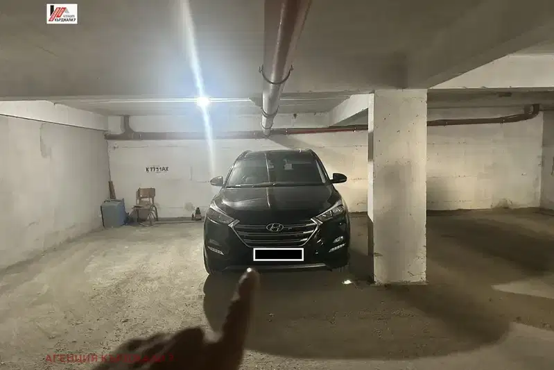 Garage/Parking in Kyrdjali, Centyr