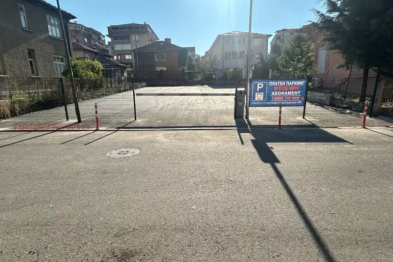 Parking Spot in Kyrdjali, Centyr