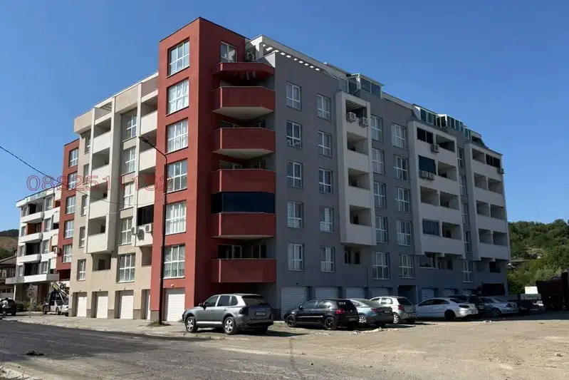 Garage/Parking in Kyrdjali, Vyzrojdenci