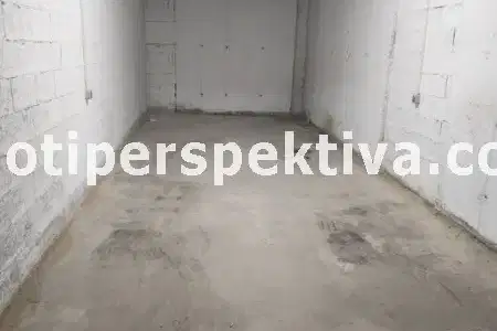 Гараж в Пловдив, Кючук Париж