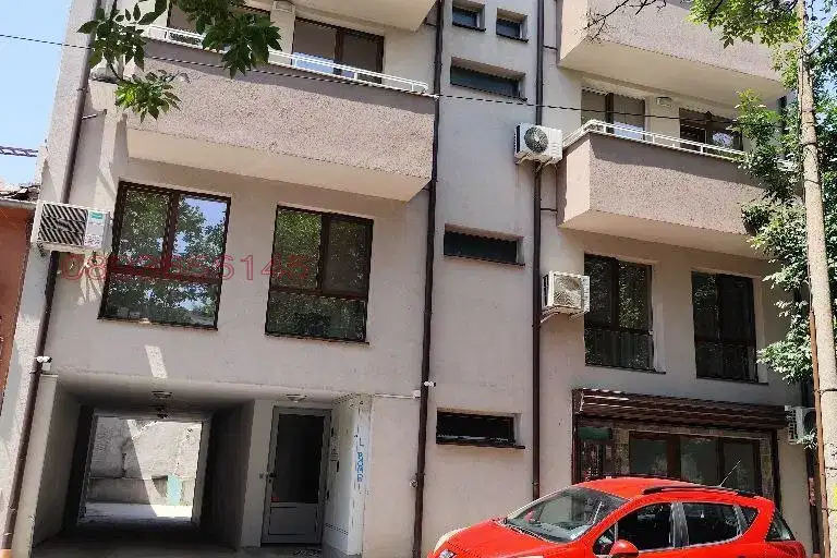 Гараж/Паркомясто в Пловдив, Кючук Париж